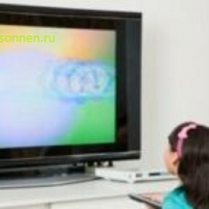 Чем опасен телевизор для ребенка?