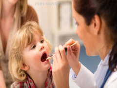 Гипертрофия небных миндалин у ребенка, что делать?