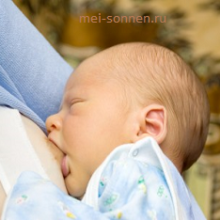 Как кормить новорожденного грудью?