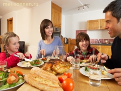 Как приучить ребенка соблюдать традиции семейного ужина?