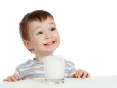 Какие кисломолочные продукты полезны детей?