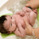 Мифы и факты о купании новорожденных