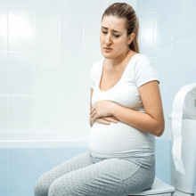 Запоры при беременности: какие народные средства можно применять?