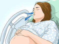 Правильное дыхание при схватках и родах