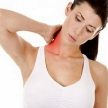 Болит шея при повороте головы: причины и лечение