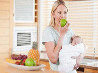 Что можно есть после родов: питание кормящей матери в первые месяцы