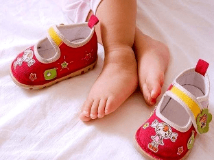 Как узнать размер ноги ребенка?