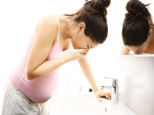 Рвота при беременности что делать, причины и лечение
